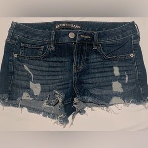 Express Jean shorts SZ 2